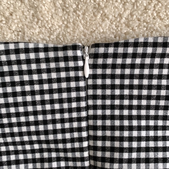 urban outfitters - mini skirt - Picture 2 of 4